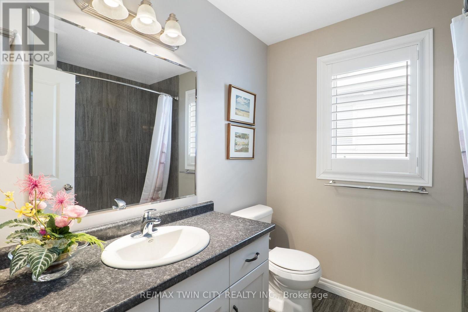 130 Elmbank Trail, Kitchener, Ontario  N2R 0H2 - Photo 30 - X12751816