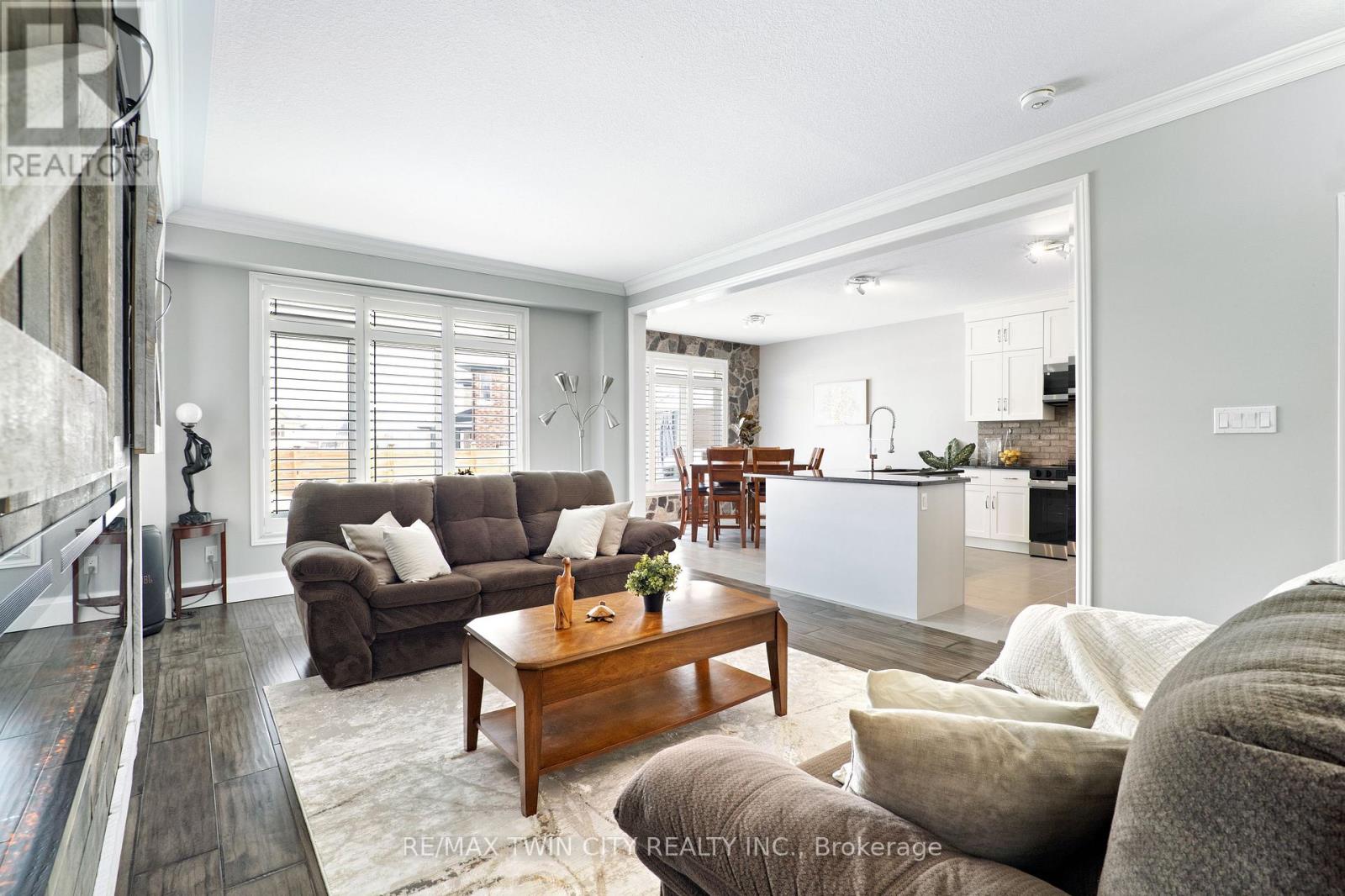 130 Elmbank Trail, Kitchener, Ontario  N2R 0H2 - Photo 9 - X12751816