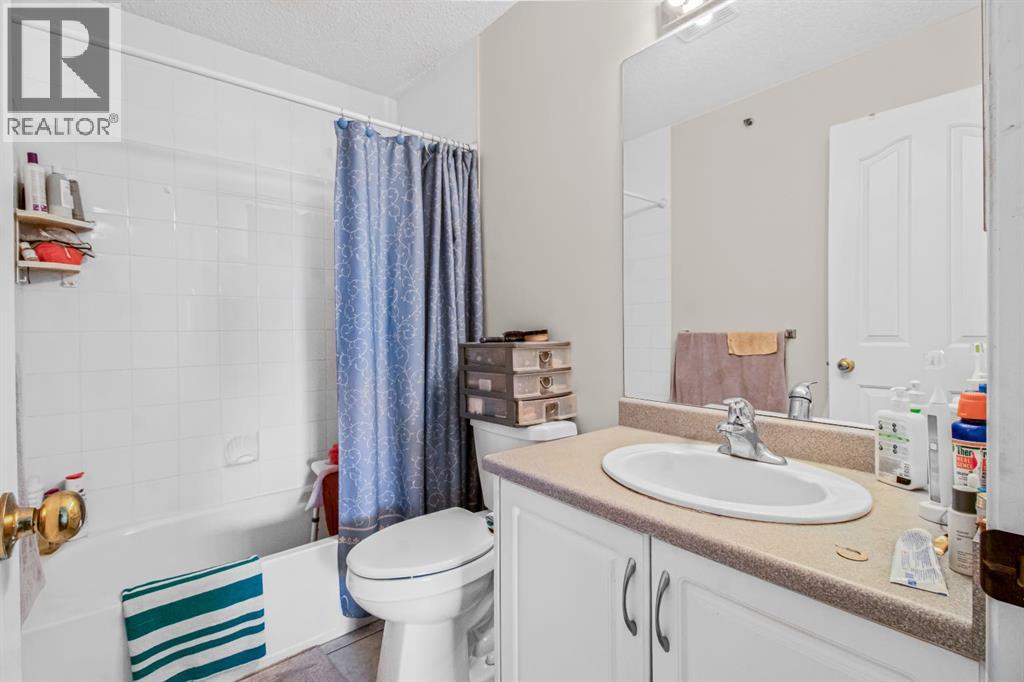 308, 3308 Valleyview Park Se, Calgary, Alberta  T2B 3R6 - Photo 18 - A2262736