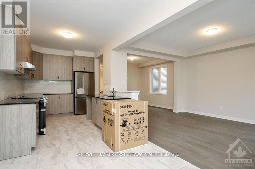 71 Kindred Row, Ottawa, Ontario  K2S 2Z6 - Photo 14 - X12751834