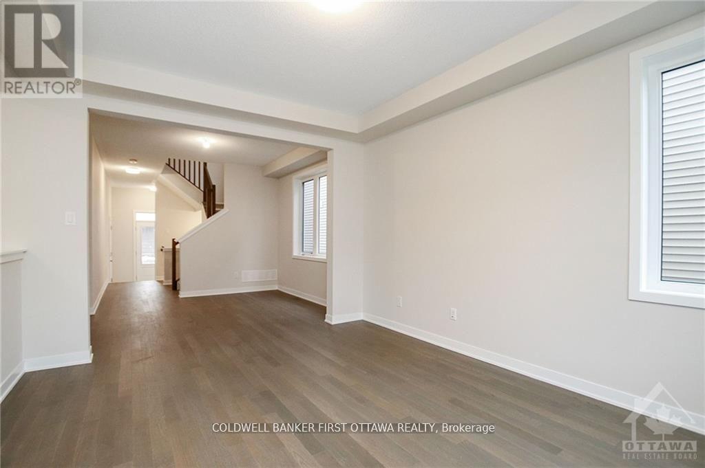 71 Kindred Row, Ottawa, Ontario  K2S 2Z6 - Photo 9 - X12751834