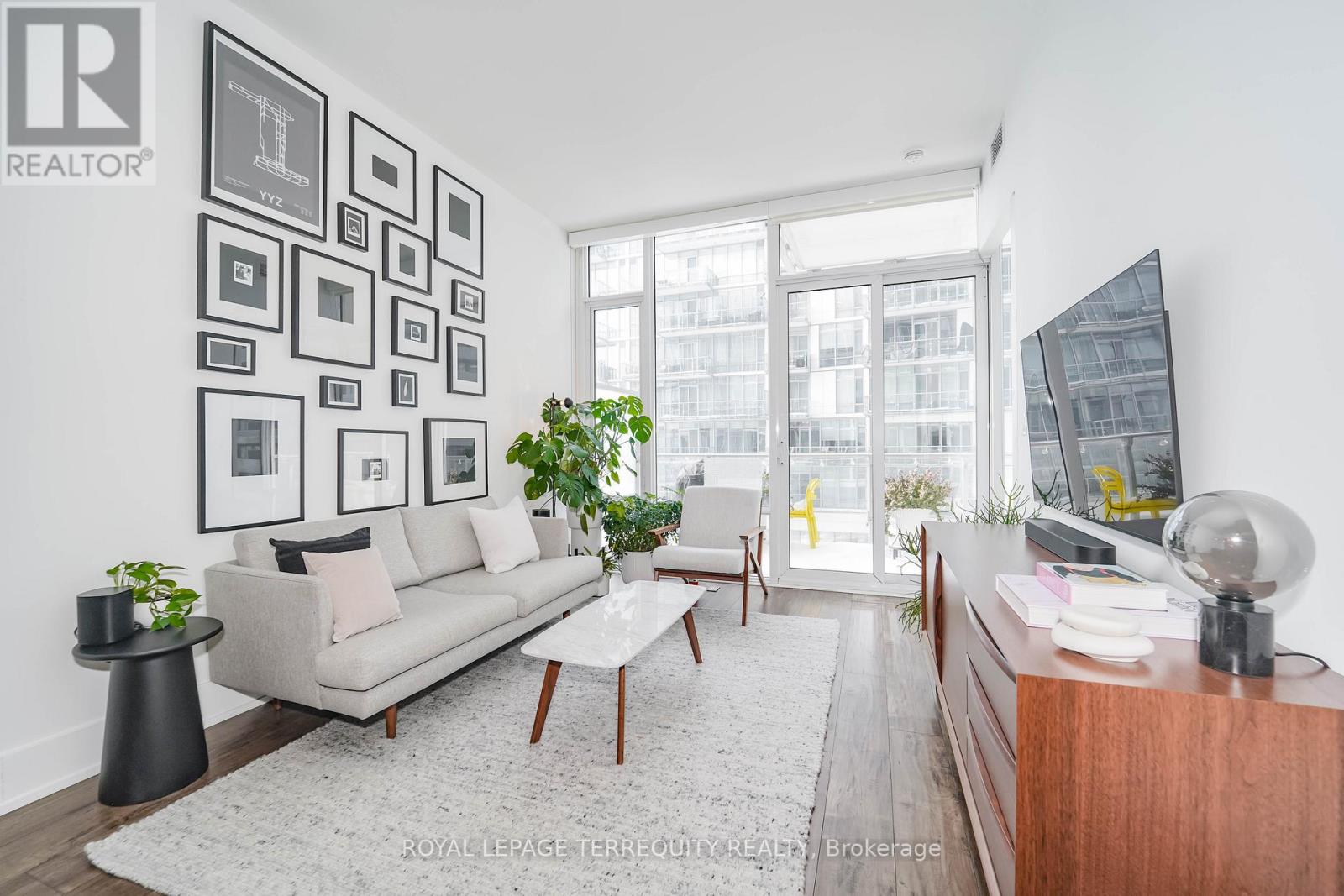 410 - 29 Queens Quay E, Toronto, Ontario  M5E 0A4 - Photo 11 - C12748732