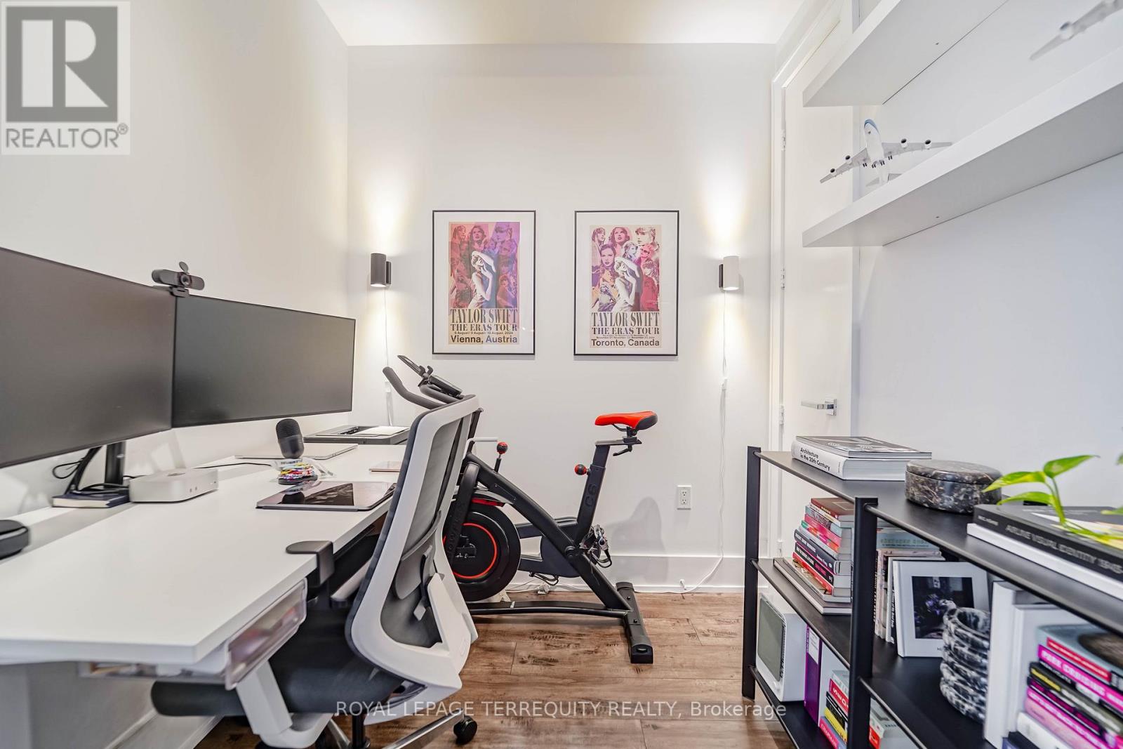 410 - 29 Queens Quay E, Toronto, Ontario  M5E 0A4 - Photo 21 - C12748732