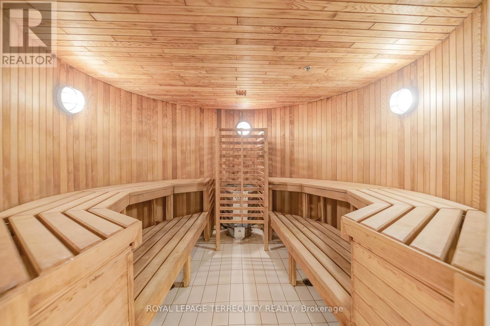 410 - 29 Queens Quay E, Toronto, Ontario  M5E 0A4 - Photo 36 - C12748732