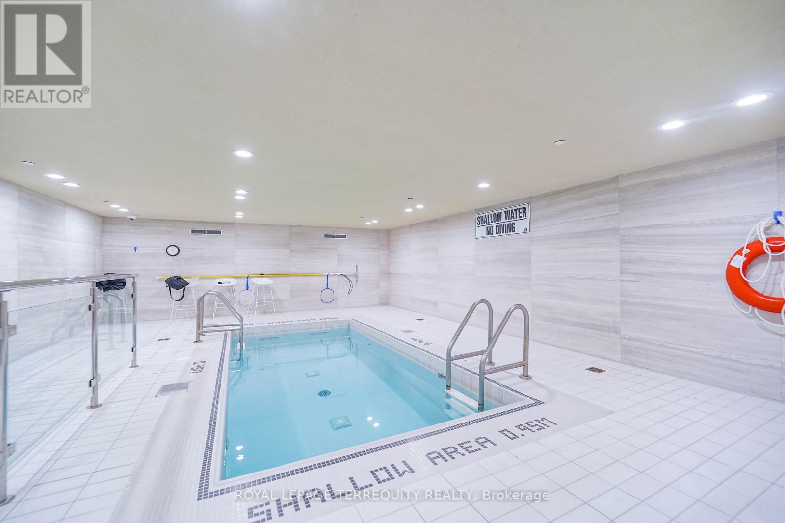 410 - 29 Queens Quay E, Toronto, Ontario  M5E 0A4 - Photo 35 - C12748732