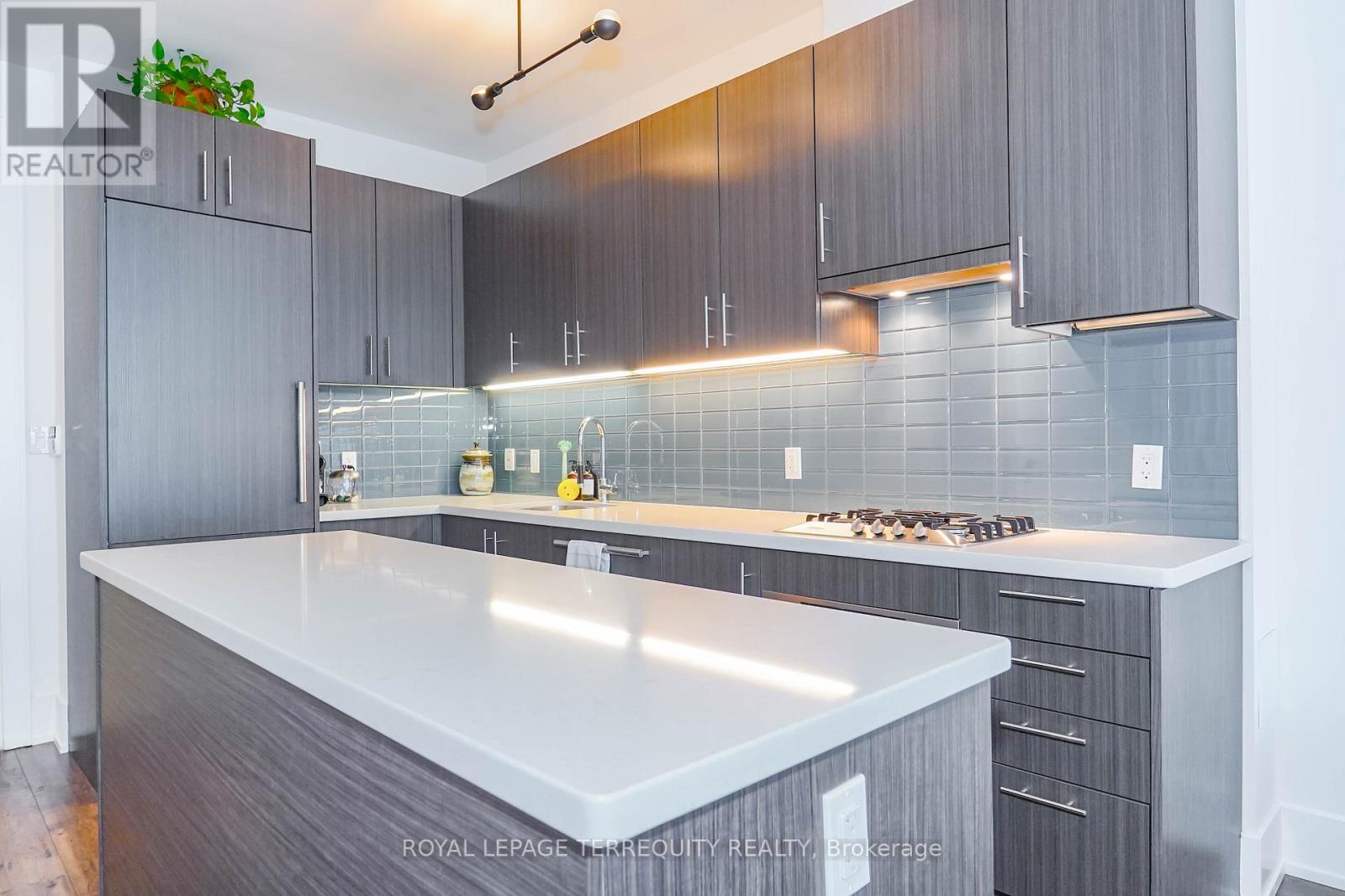 410 - 29 Queens Quay E, Toronto, Ontario  M5E 0A4 - Photo 5 - C12748732