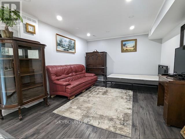 5 - 49 Red Robin Way, Toronto, Ontario  M2R 3K6 - Photo 3 - C12751836