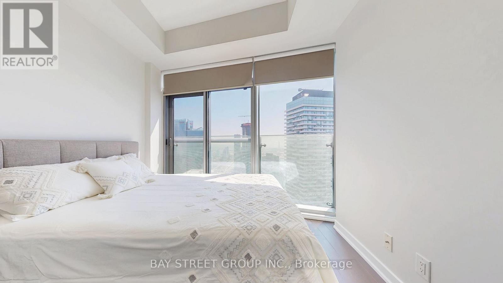 5903 - 14 York Street, Toronto, Ontario  M5J 0B1 - Photo 15 - C12751858