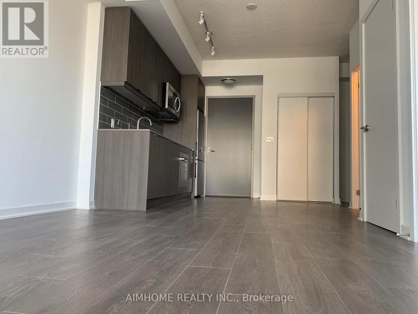 801 - 38 Forest Manor Road, Toronto, Ontario  M2J 1M1 - Photo 3 - C12751866