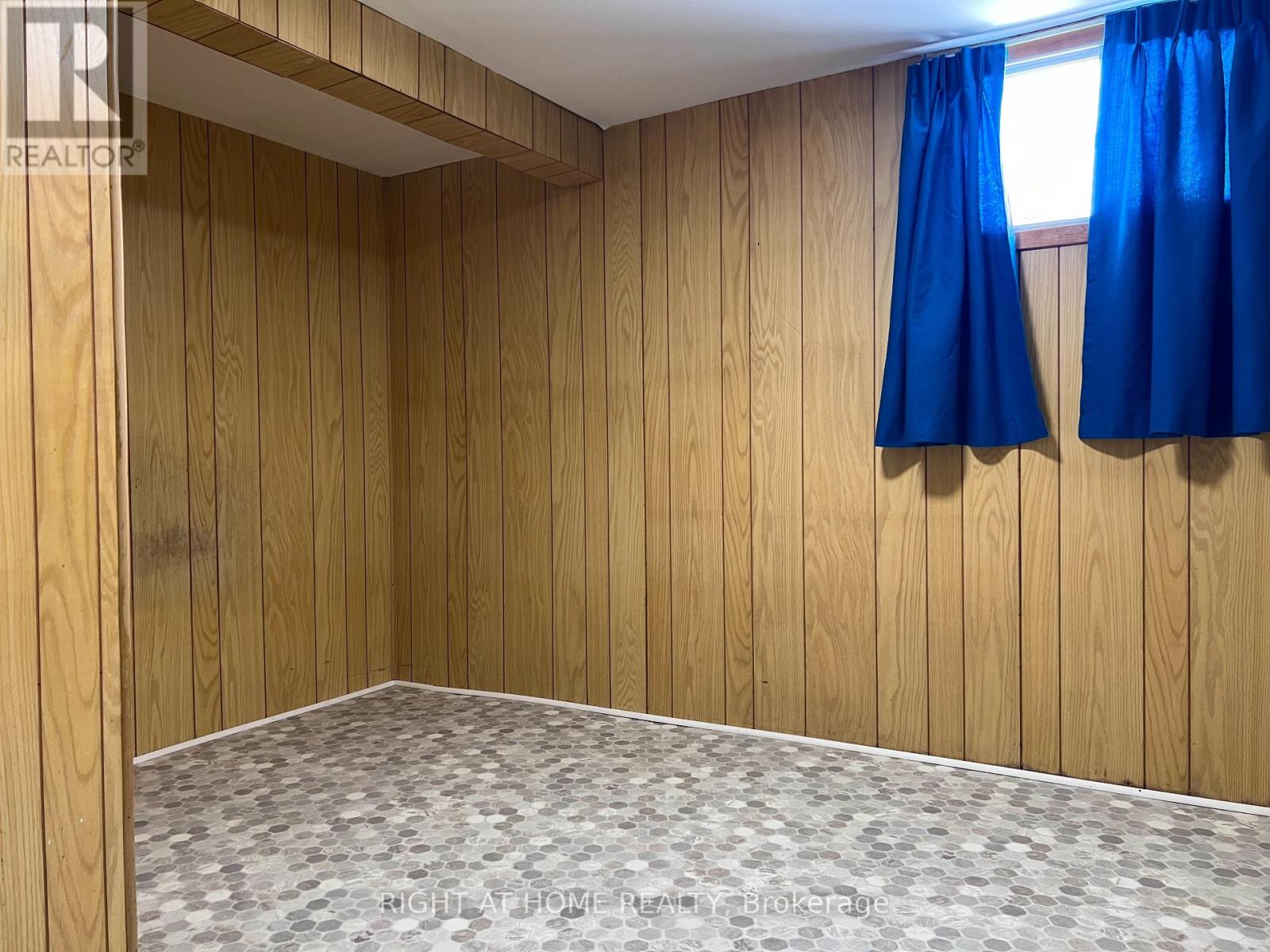 2 Thorncroft Crescent, Ajax, Ontario  L1S 2S2 - Photo 2 - E12751844