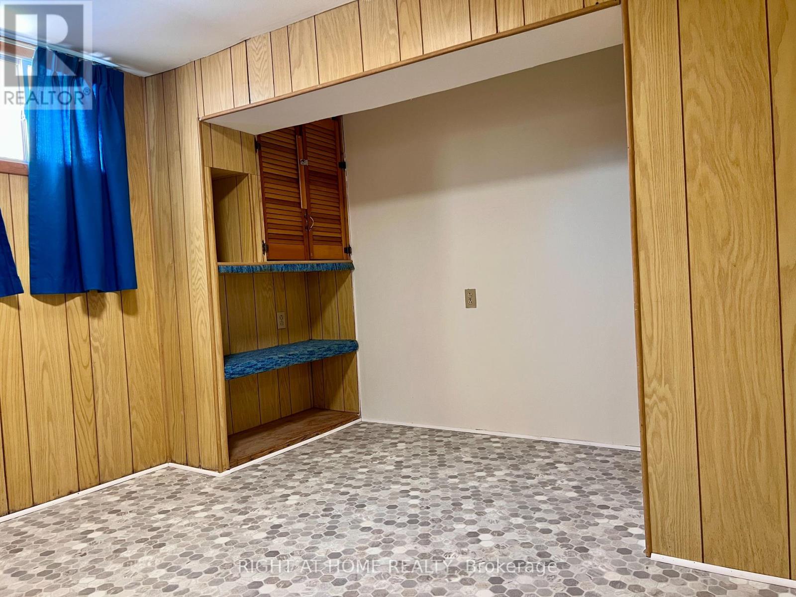 2 Thorncroft Crescent, Ajax, Ontario  L1S 2S2 - Photo 5 - E12751844