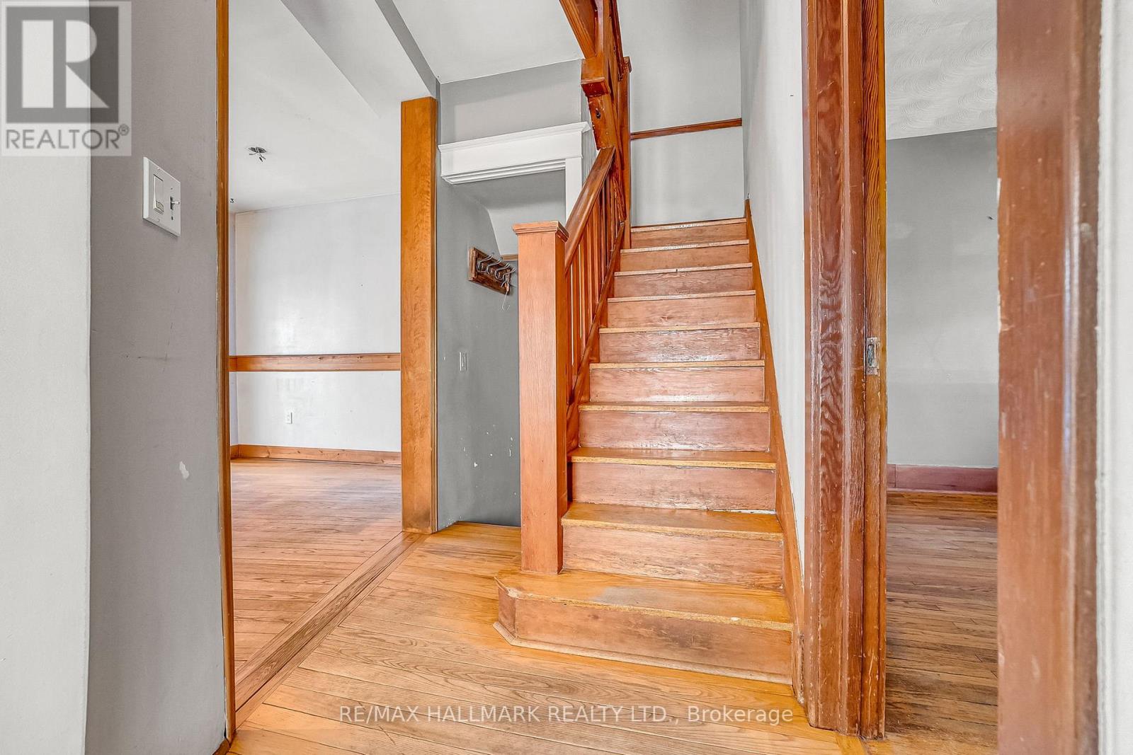 4 Meadow Avenue, Toronto, Ontario  M1N 1V6 - Photo 7 - E12751852