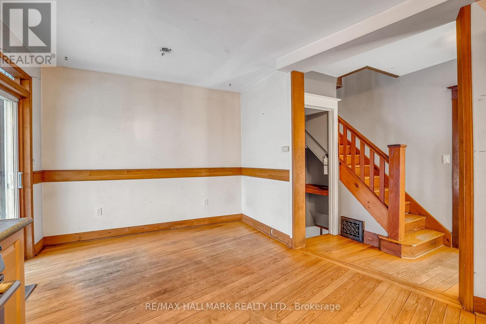 4 Meadow Avenue, Toronto, Ontario  M1N 1V6 - Photo 8 - E12751852