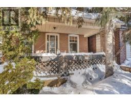 4 MEADOW AVENUE, Toronto, Ontario