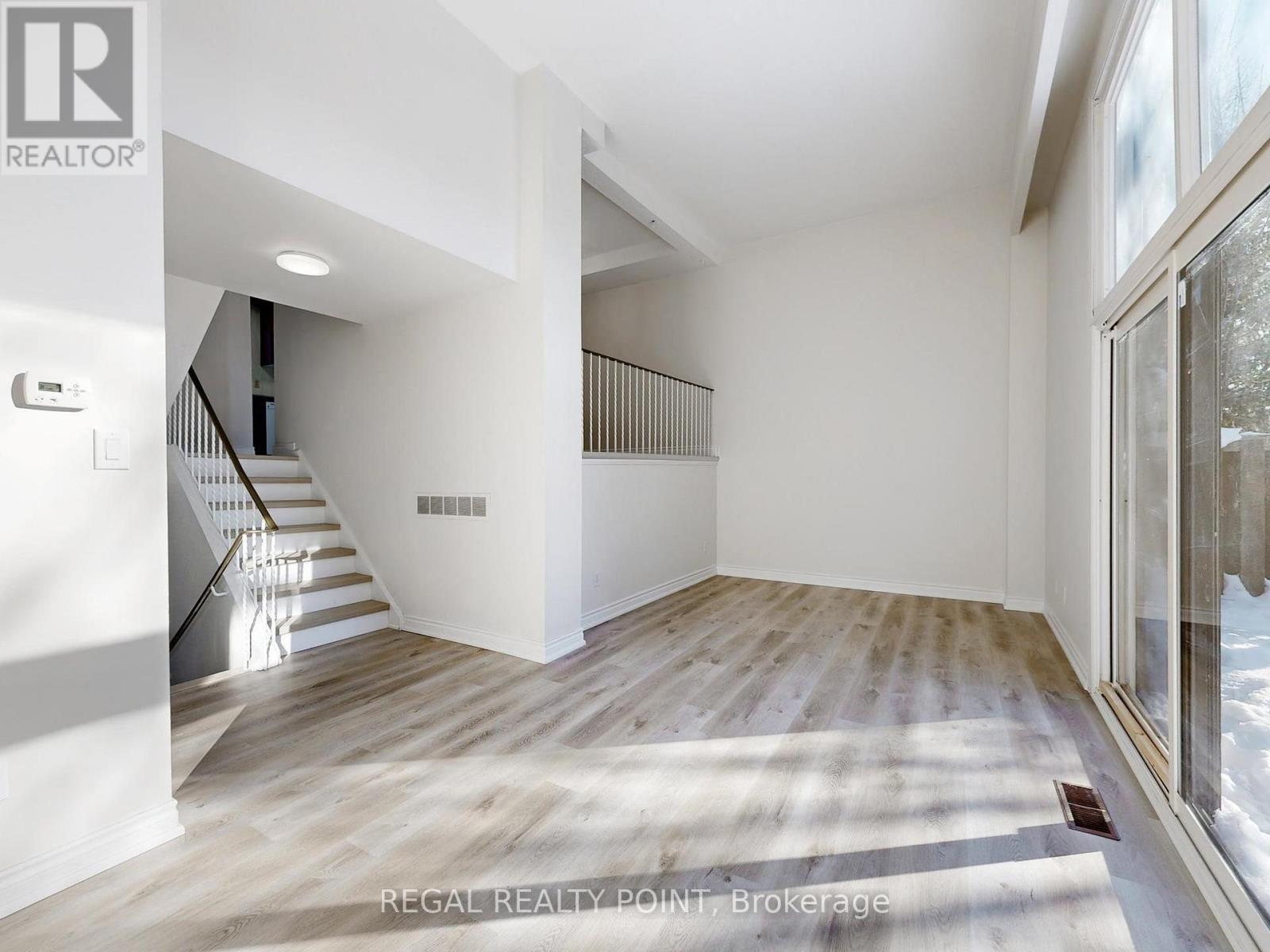 328 Sprucewood Court, Toronto, Ontario  M1W 1R1 - Photo 4 - E12751860