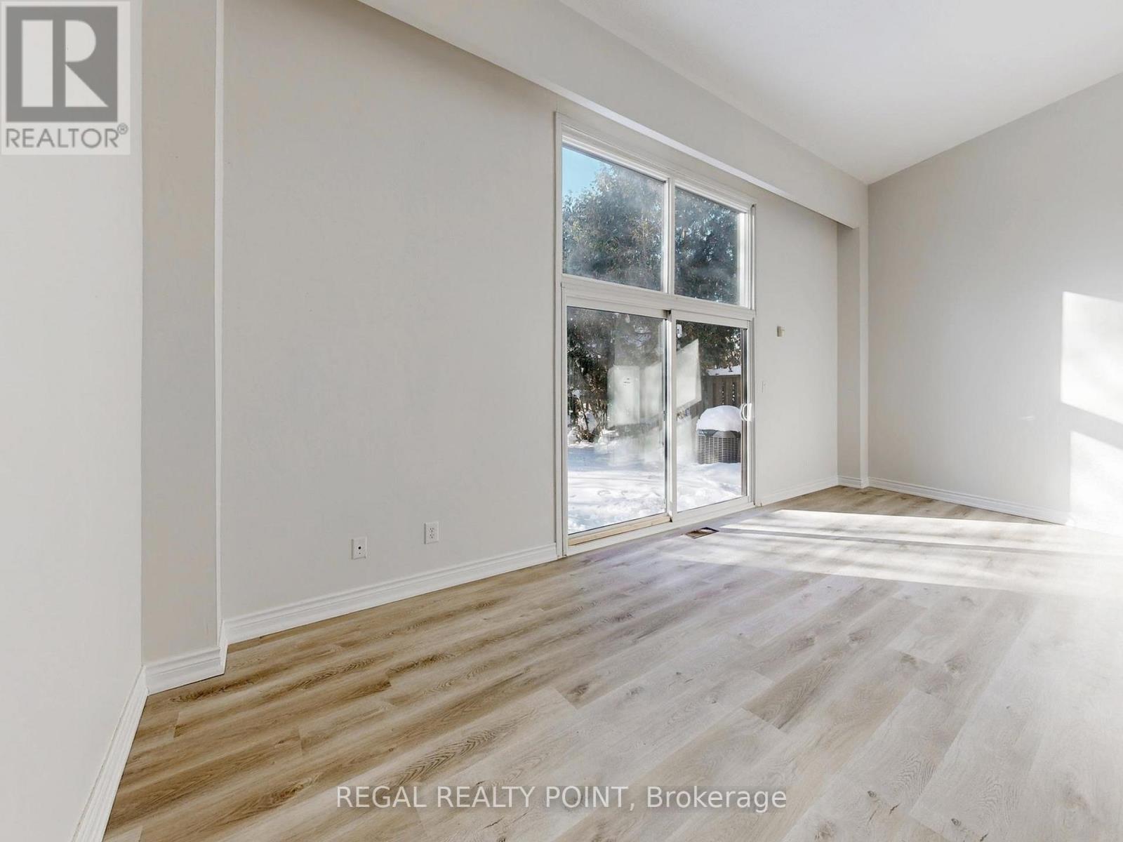 328 Sprucewood Court, Toronto, Ontario  M1W 1R1 - Photo 6 - E12751860