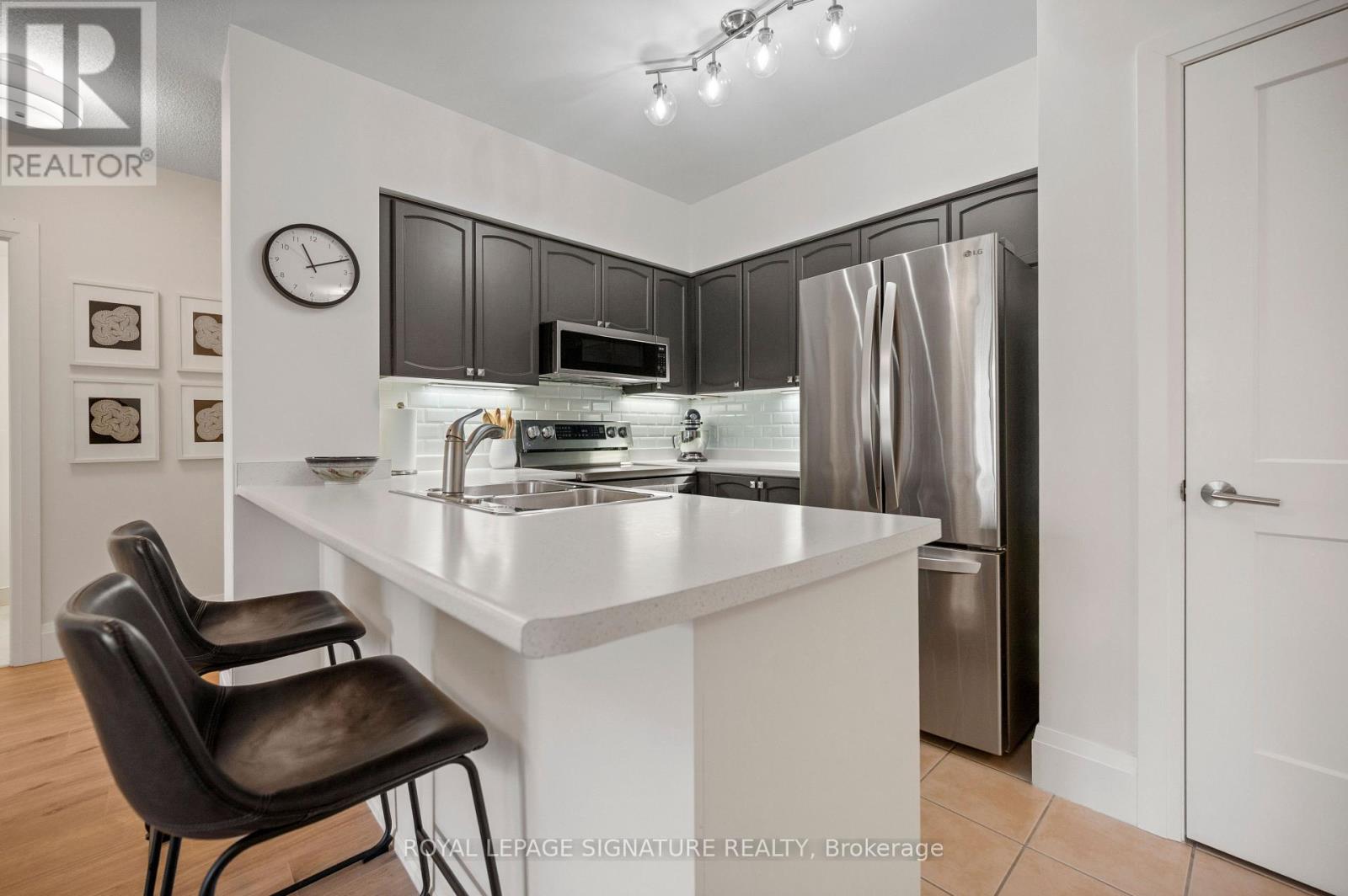 310 - 38 Fontenay Court, Toronto, Ontario  M9A 5H5 - Photo 18 - W12751832