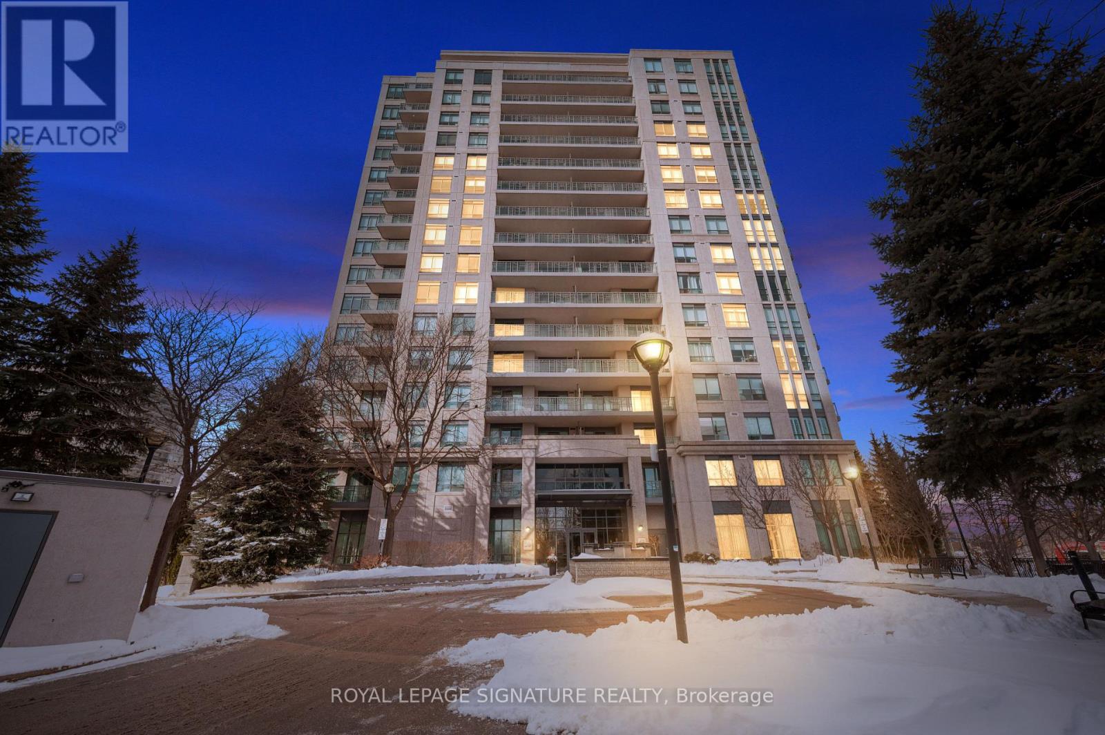 310 - 38 Fontenay Court, Toronto, Ontario  M9A 5H5 - Photo 2 - W12751832