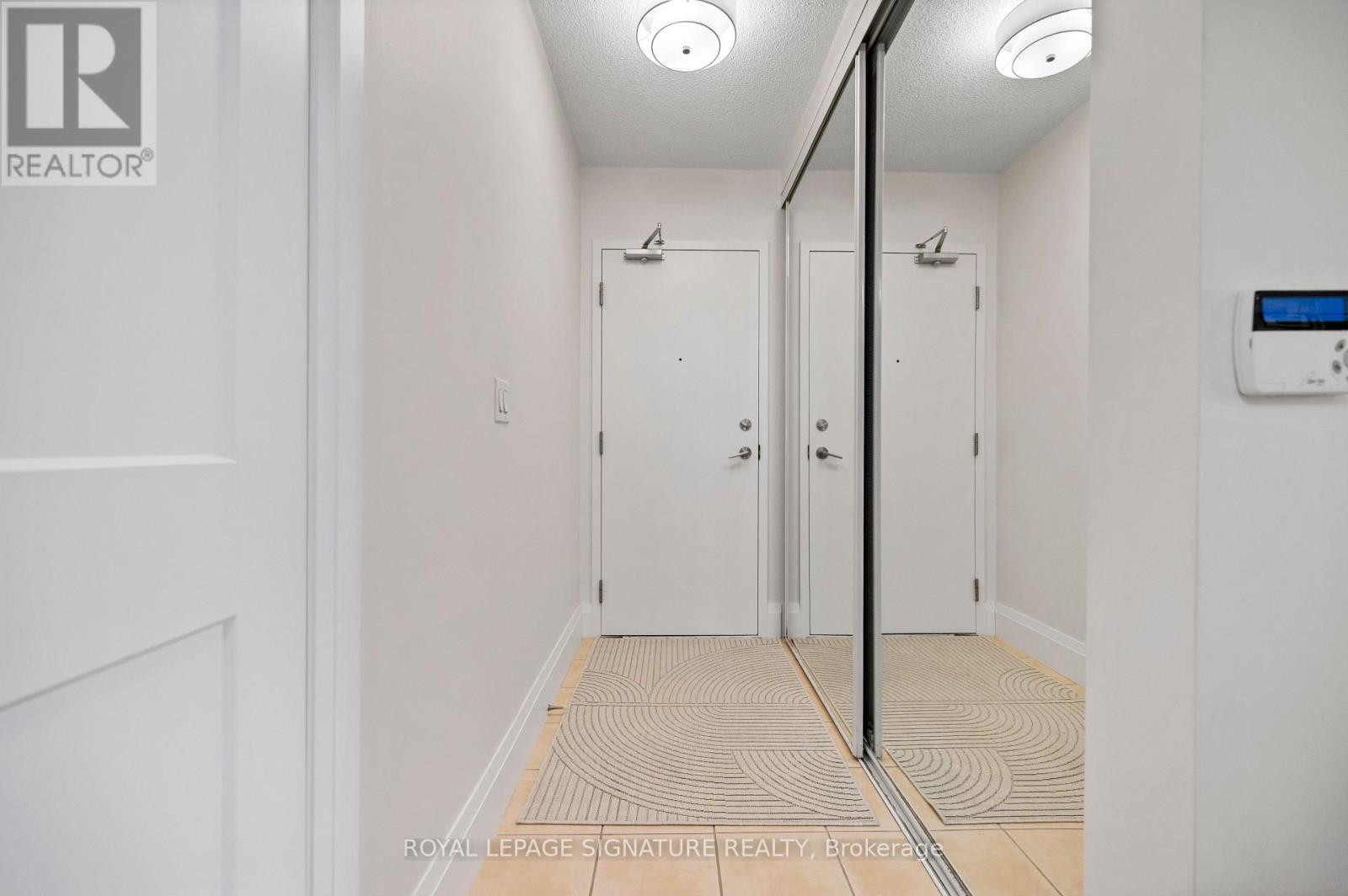 310 - 38 Fontenay Court, Toronto, Ontario  M9A 5H5 - Photo 9 - W12751832