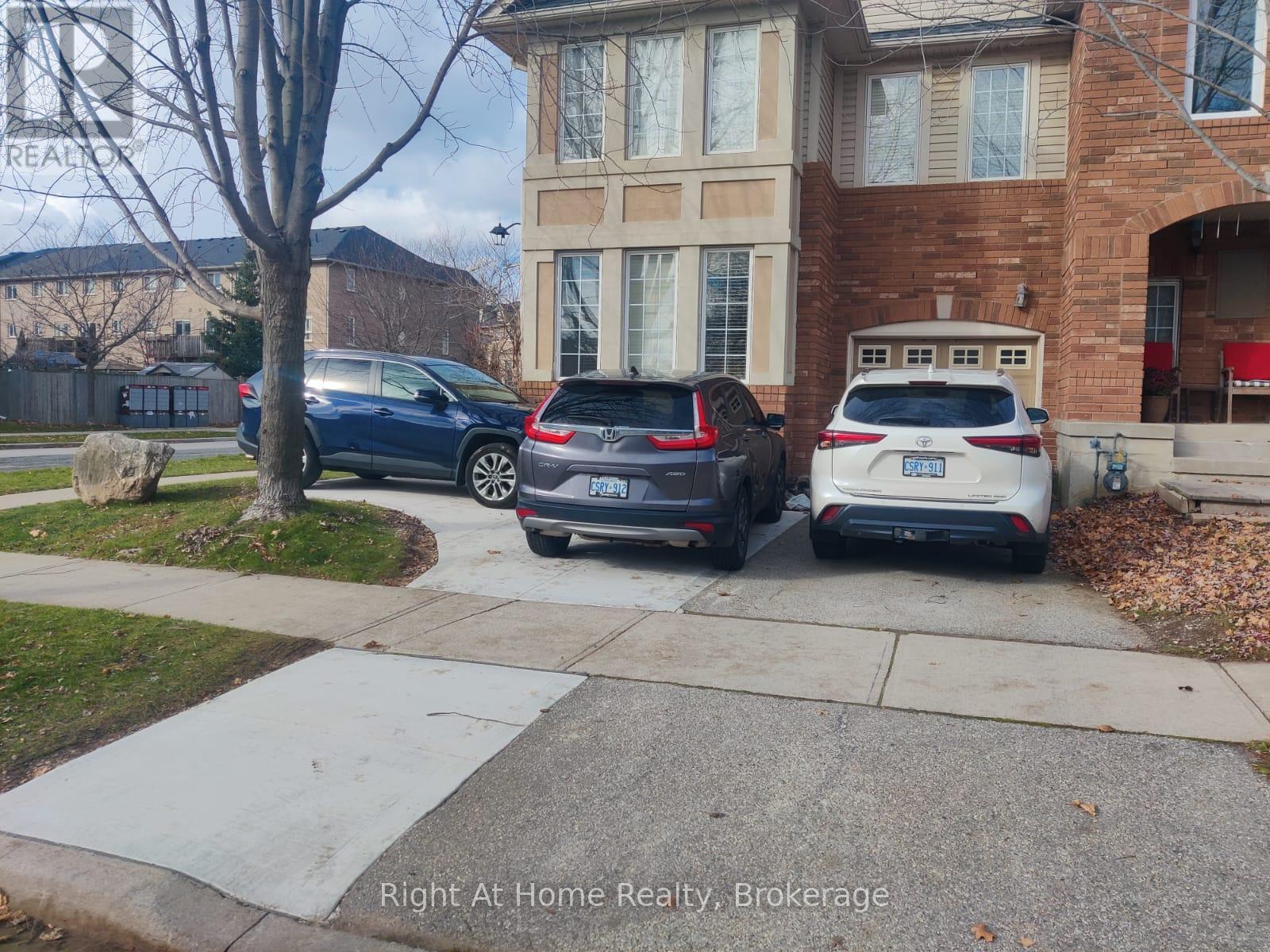 2253 Baronwood Drive, Oakville, Ontario  L6M 4X1 - Photo 3 - W12751890