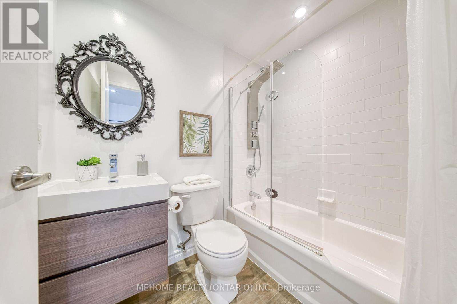 2002 - 285 Mutual Street, Toronto, Ontario  M4Y 3C5 - Photo 27 - C12751872