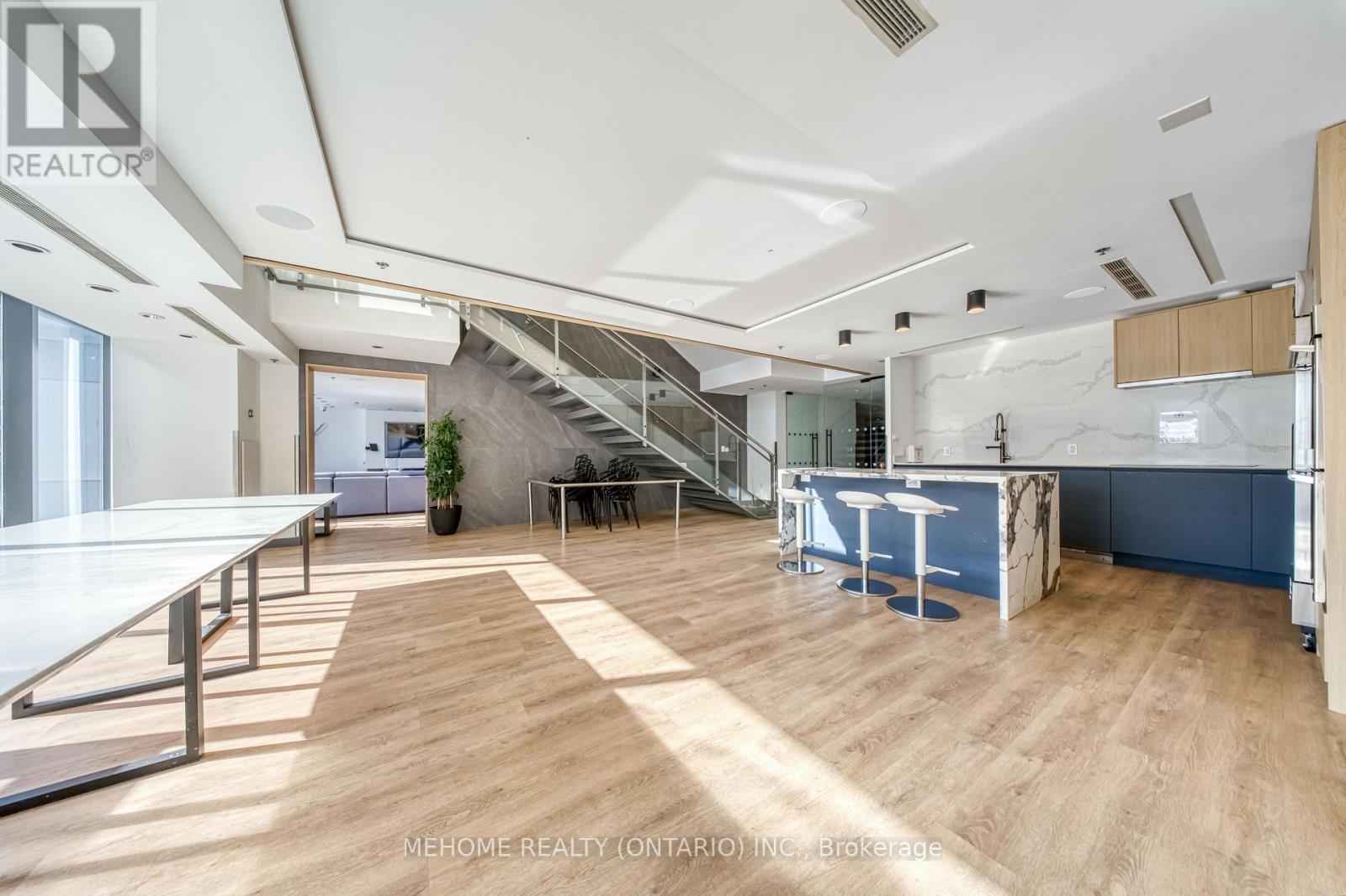 2002 - 285 Mutual Street, Toronto, Ontario  M4Y 3C5 - Photo 35 - C12751872