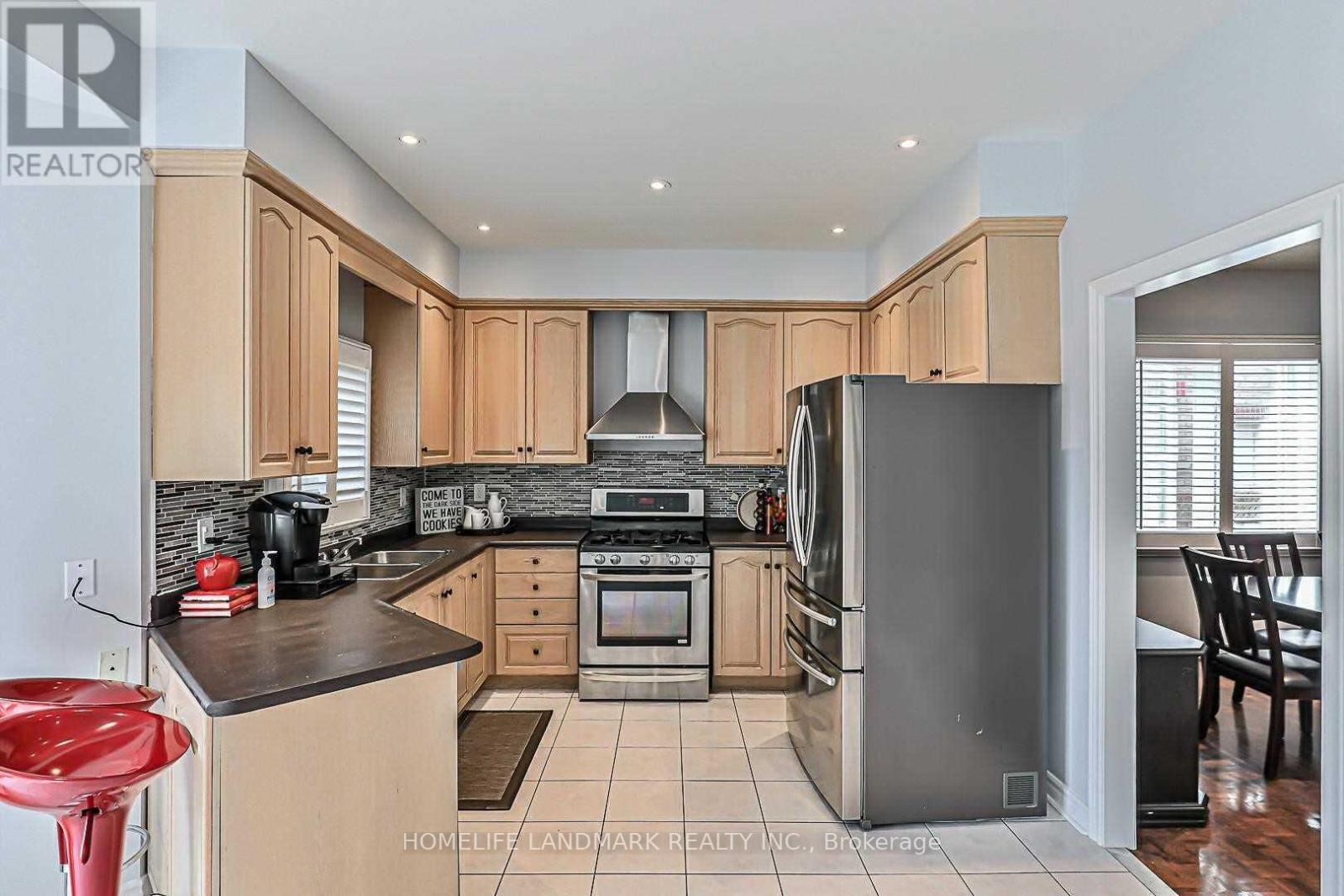 72 Avro Road, Vaughan, Ontario  L6A 1Y3 - Photo 10 - N12751874