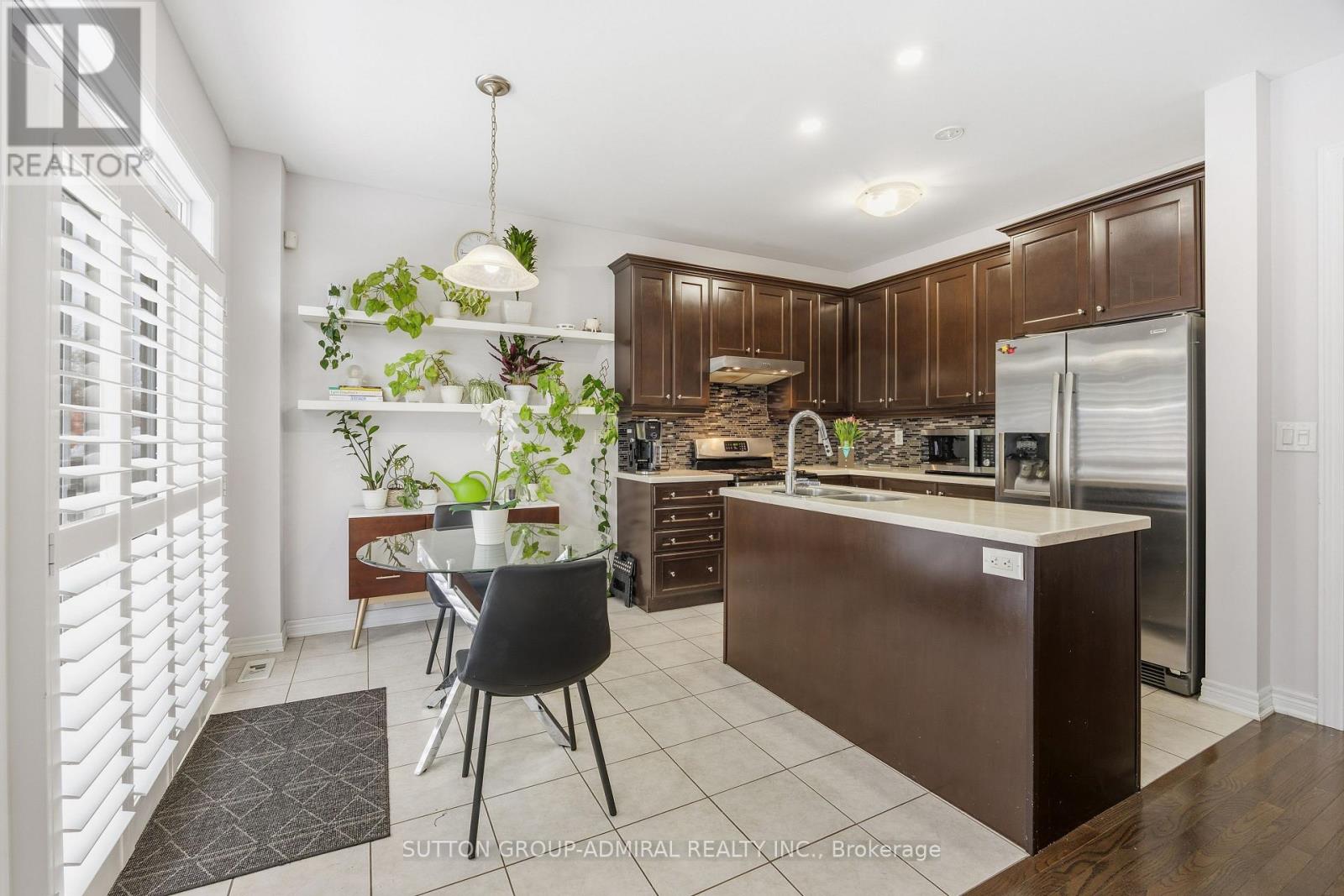 10 Usherwood Street, Aurora, Ontario  L4G 7W6 - Photo 10 - N12751880