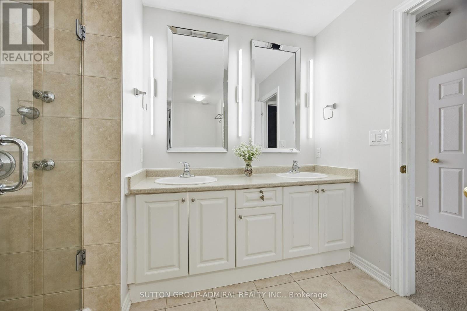 10 Usherwood Street, Aurora, Ontario  L4G 7W6 - Photo 27 - N12751880