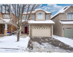 10 USHERWOOD STREET, Aurora, Ontario