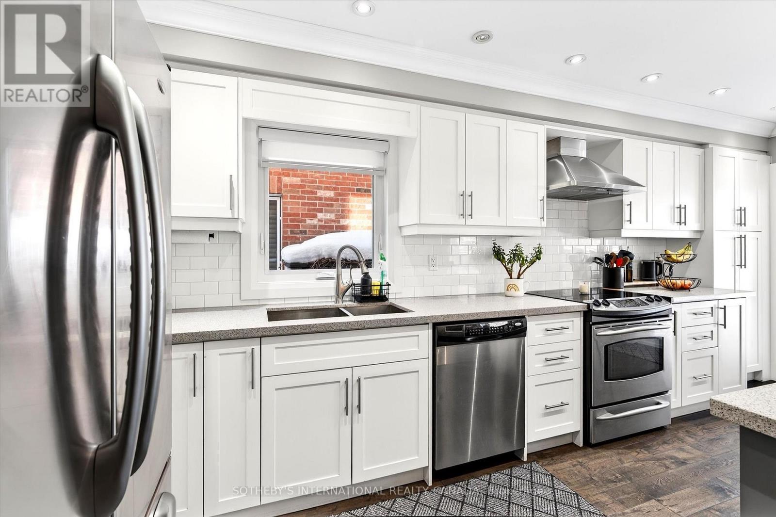 3841 Quiet Creek Drive, Mississauga, Ontario  L5M 8B1 - Photo 18 - W12751896