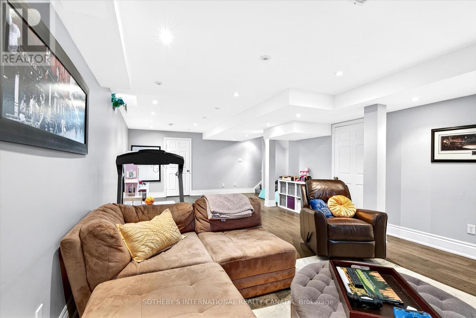 3841 Quiet Creek Drive, Mississauga, Ontario  L5M 8B1 - Photo 39 - W12751896