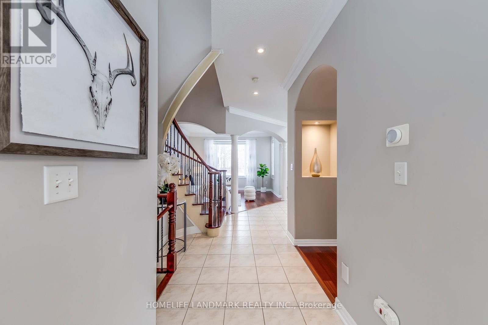 2196 Highcliffe Way, Oakville, Ontario  L6M 5B7 - Photo 9 - W12751910