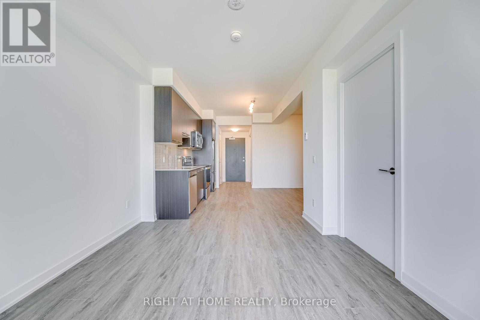 1103 - 385 Winston Road, Grimsby, Ontario  L3M 0J3 - Photo 9 - X12751882