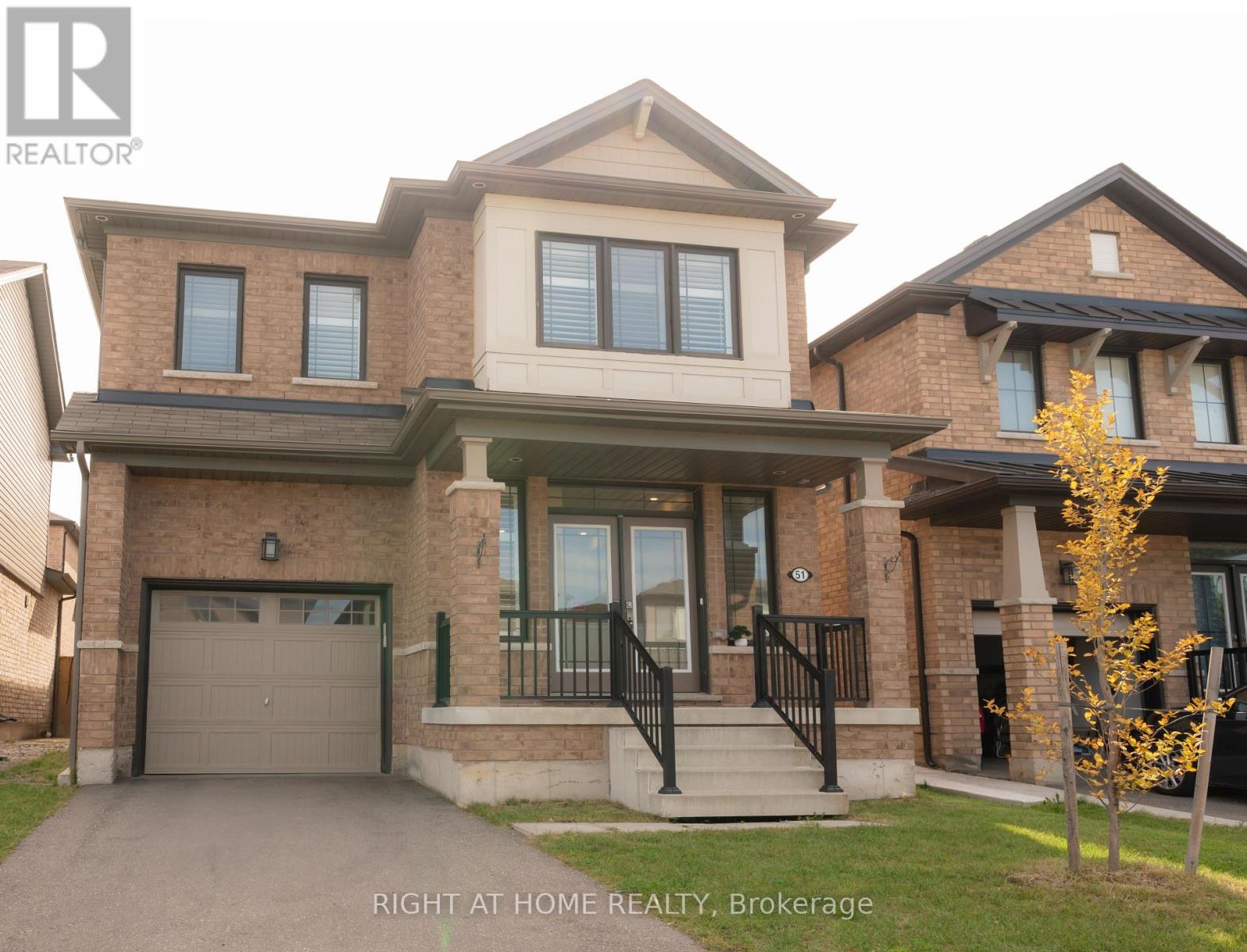 51 BEDROCK DRIVE, Hamilton, Ontario
