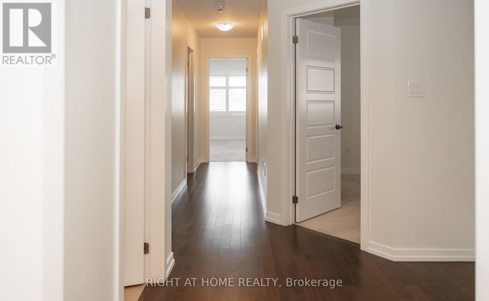 51 Bedrock Drive, Hamilton, Ontario  L8J 0K6 - Photo 10 - X12751902