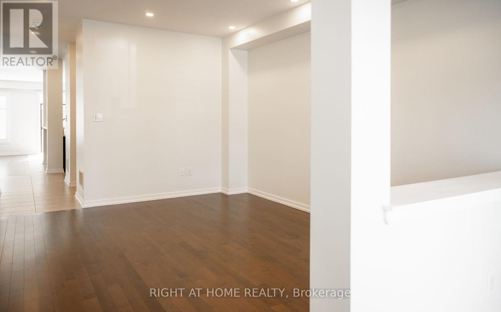 51 Bedrock Drive, Hamilton, Ontario  L8J 0K6 - Photo 4 - X12751902