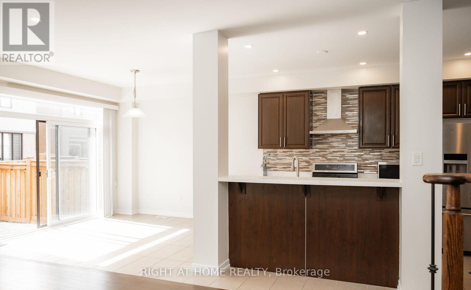 51 Bedrock Drive, Hamilton, Ontario  L8J 0K6 - Photo 8 - X12751902