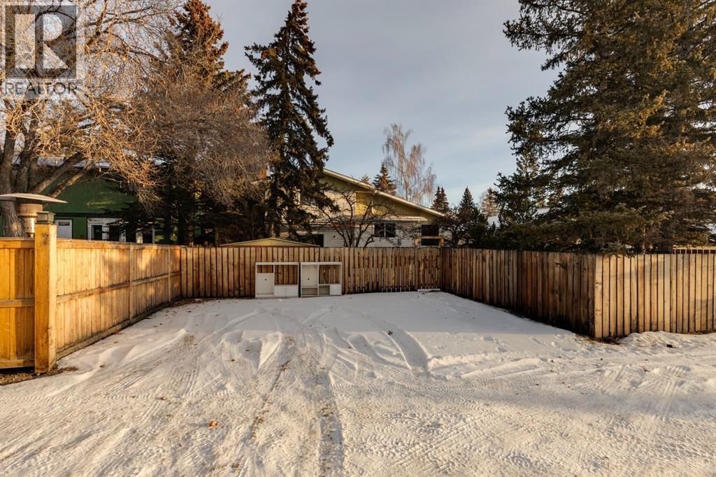 219 Silvercreek Close Nw, Calgary, Alberta  T3B 4G4 - Photo 36 - A2278010