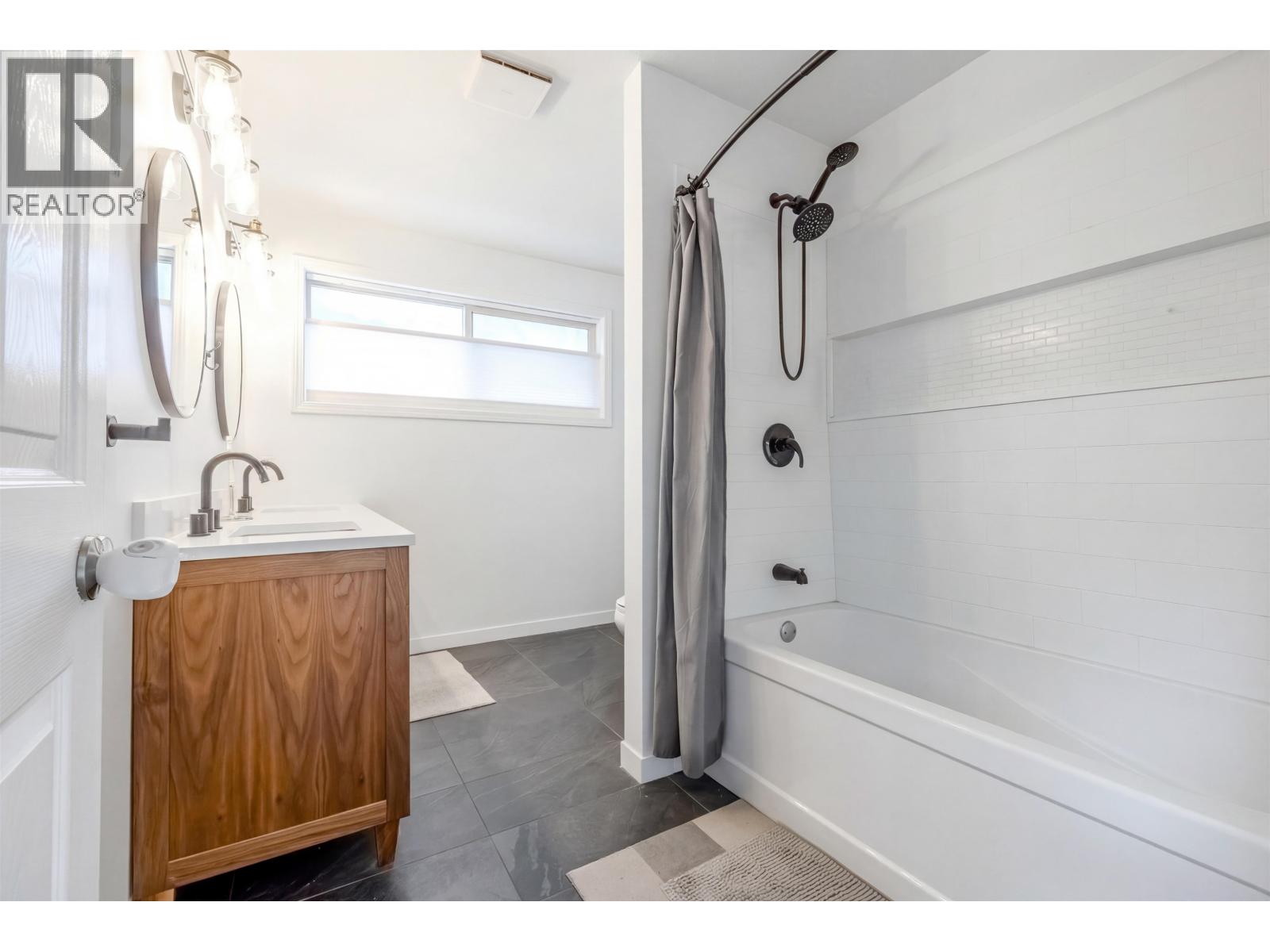 7 1158 Carmel Place, Squamish, British Columbia  V0N 1H0 - Photo 14 - R3064181