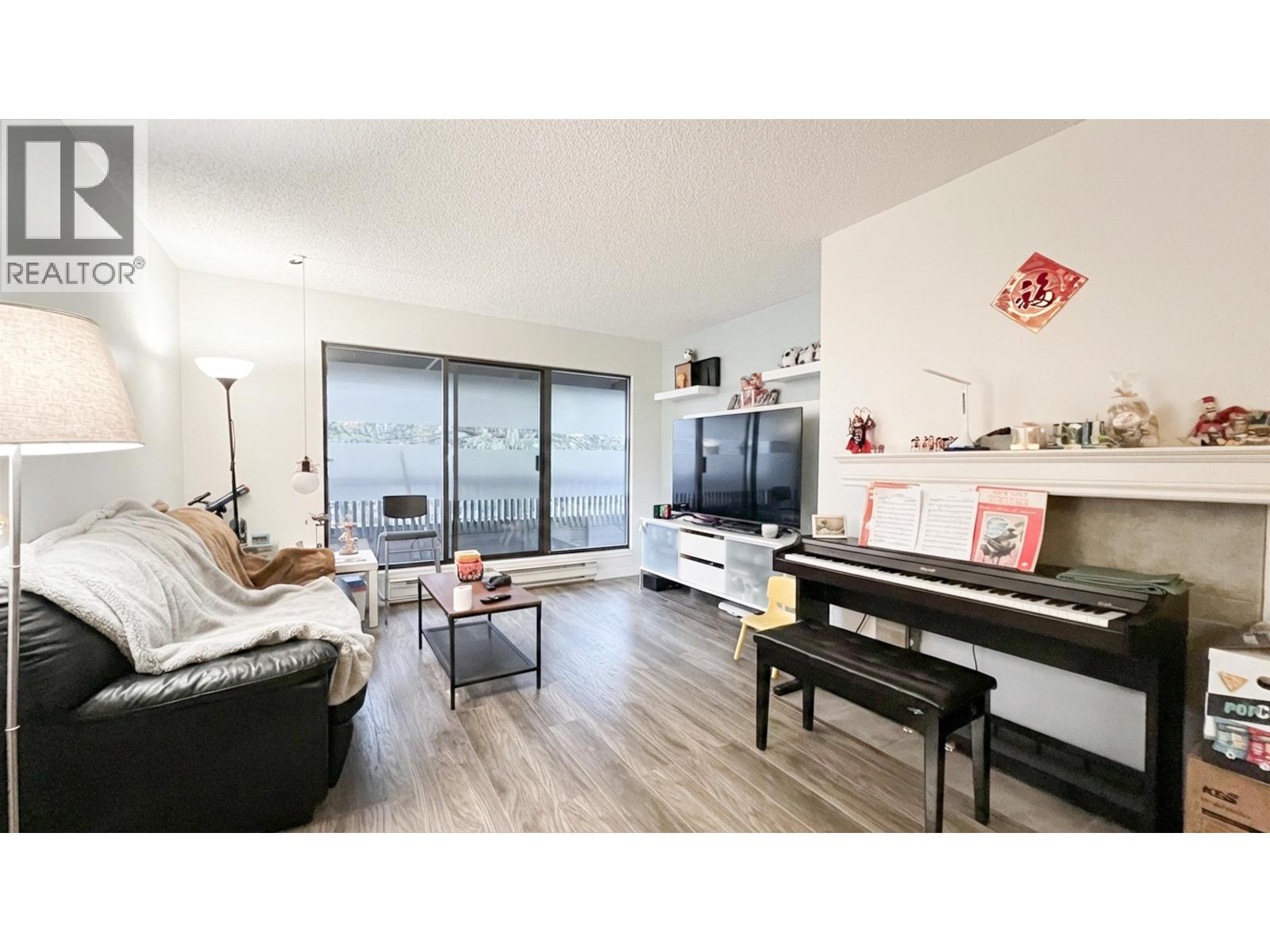 302 5800 Cooney Road, Richmond, British Columbia  V6X 3A8 - Photo 3 - R3085501