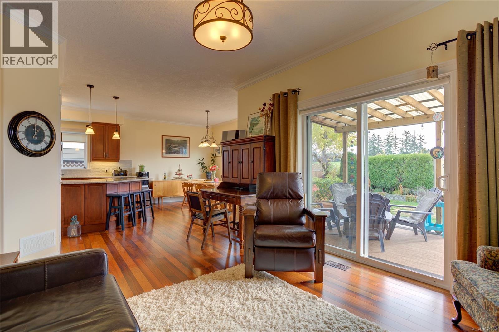 1922 Falcon Cres, Cowichan Bay, British Columbia  V0R 1N1 - Photo 7 - 1024809