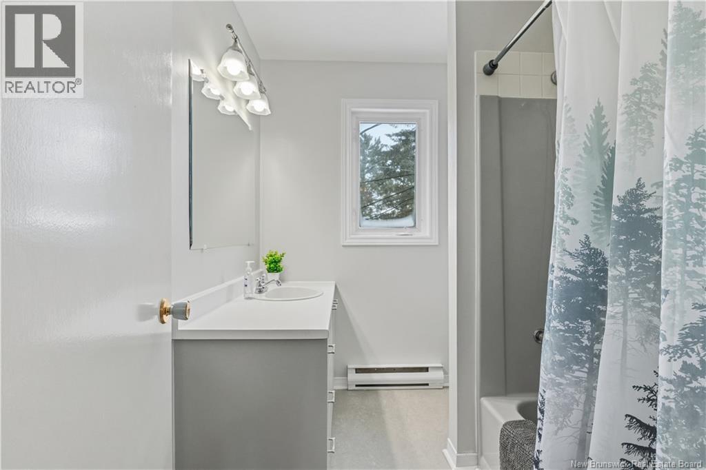 541-543 Mclaughlin, Moncton, New Brunswick  E1A 4R8 - Photo 17 - NB132904