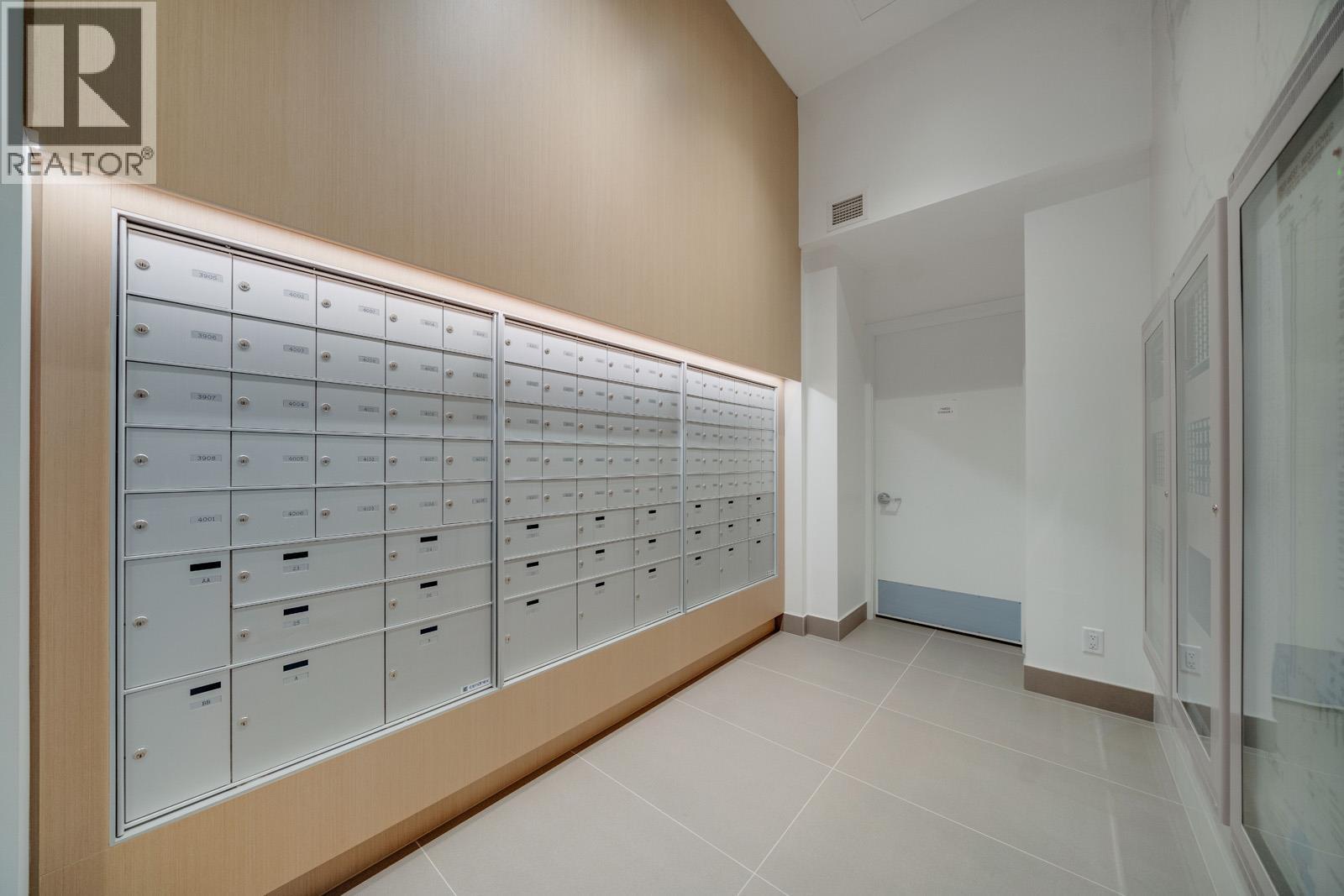 2807 680 Quayside Drive, New Westminster, British Columbia  V3M 0P2 - Photo 35 - R3078501