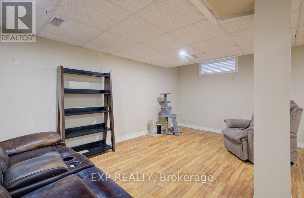 8568 Champlain Drive, Niagara Falls, Ontario  L2G 6Y6 - Photo 12 - X12751936