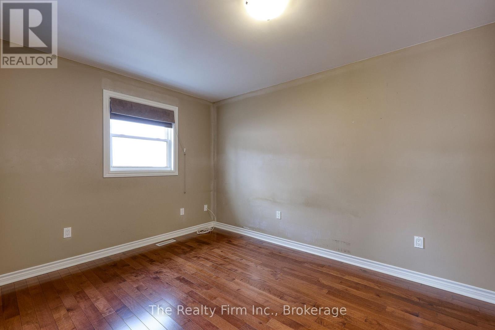 112 Sydenham Street, Woodstock, Ontario  N4S 7B5 - Photo 23 - X12751974