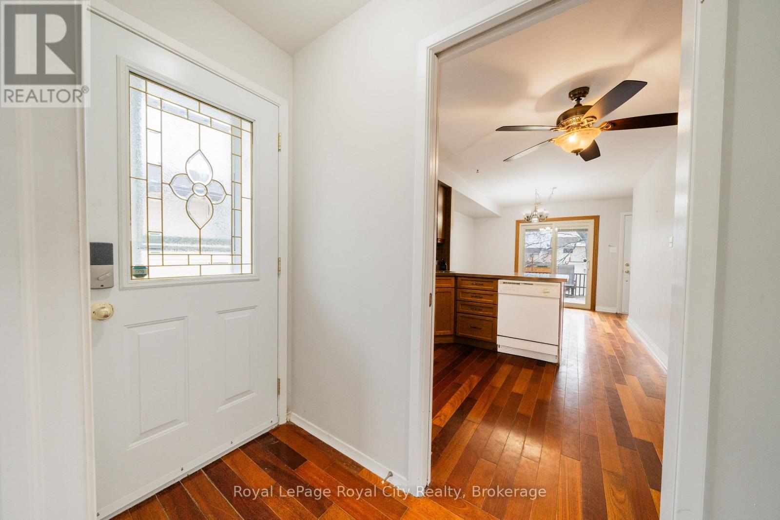 Photo 18 of 48 for 43 Patience Crescent