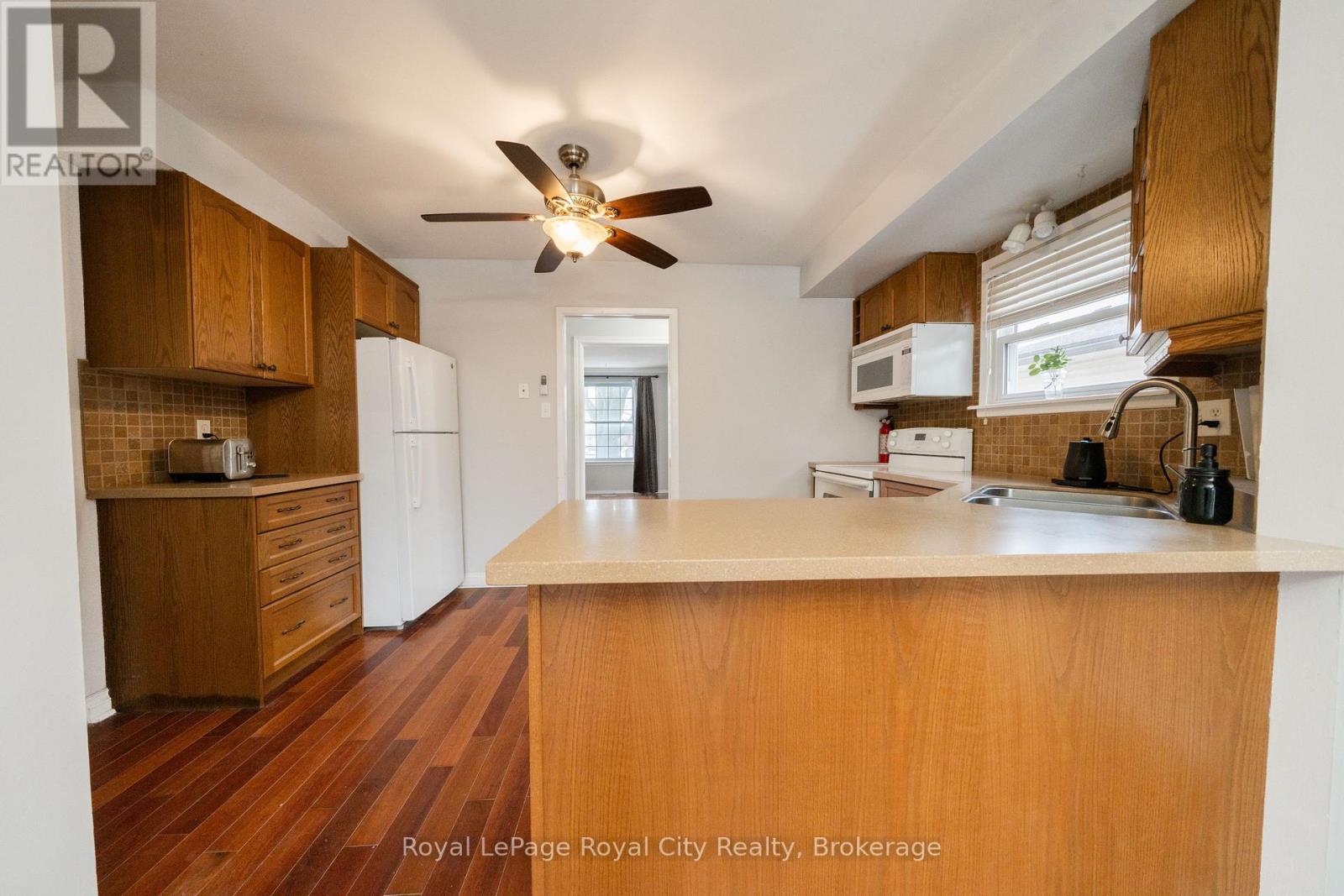 Photo 24 of 48 for 43 Patience Crescent