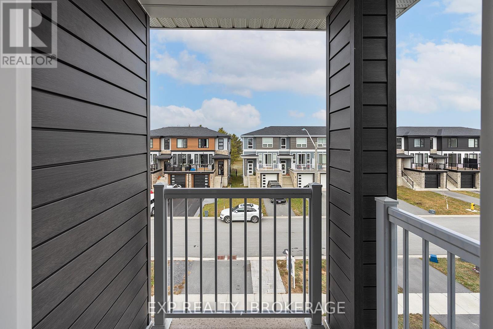 120 Superior Drive, Loyalist, Ontario  K7N 0E4 - Photo 10 - X12751998