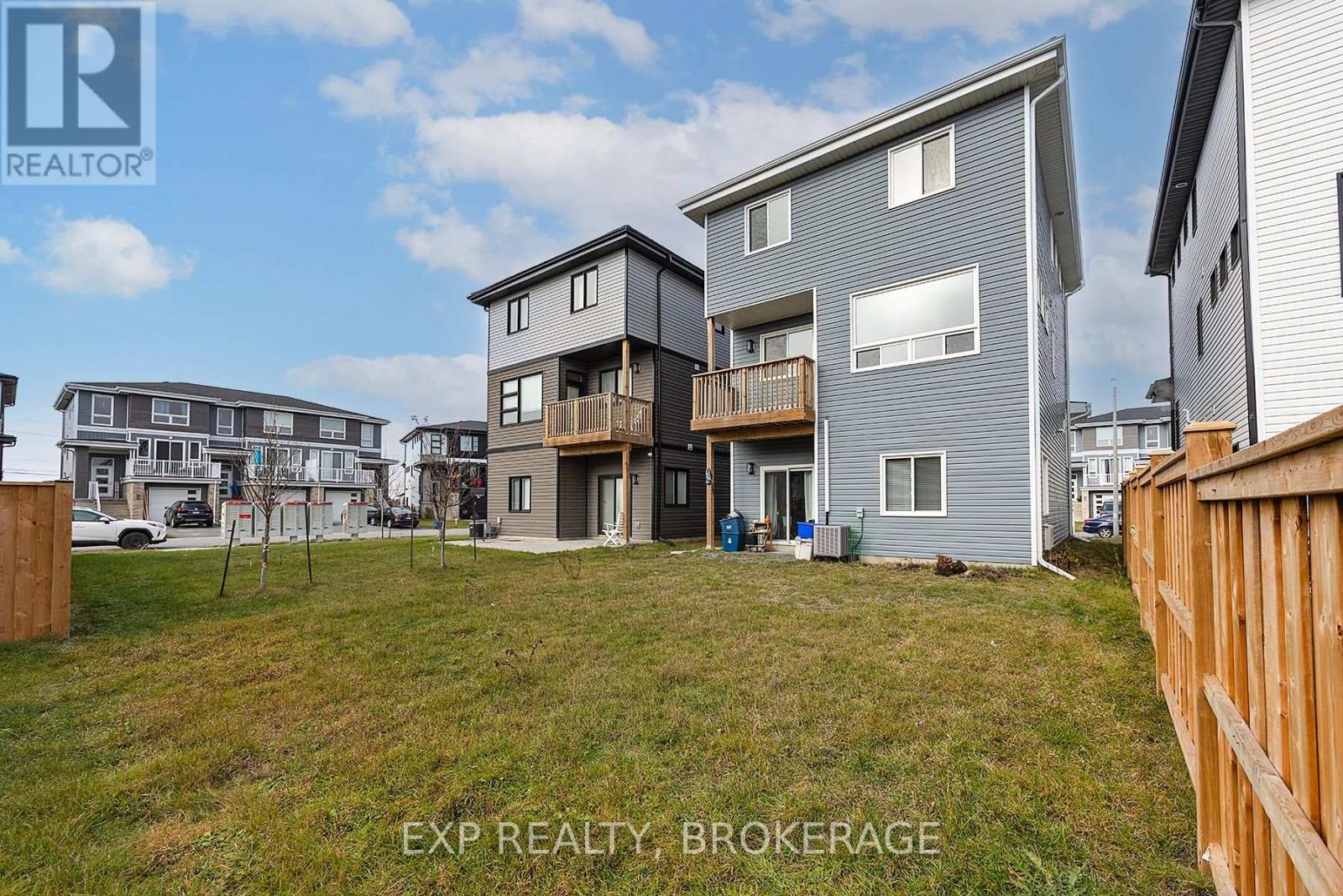 120 Superior Drive, Loyalist, Ontario  K7N 0E4 - Photo 12 - X12751998